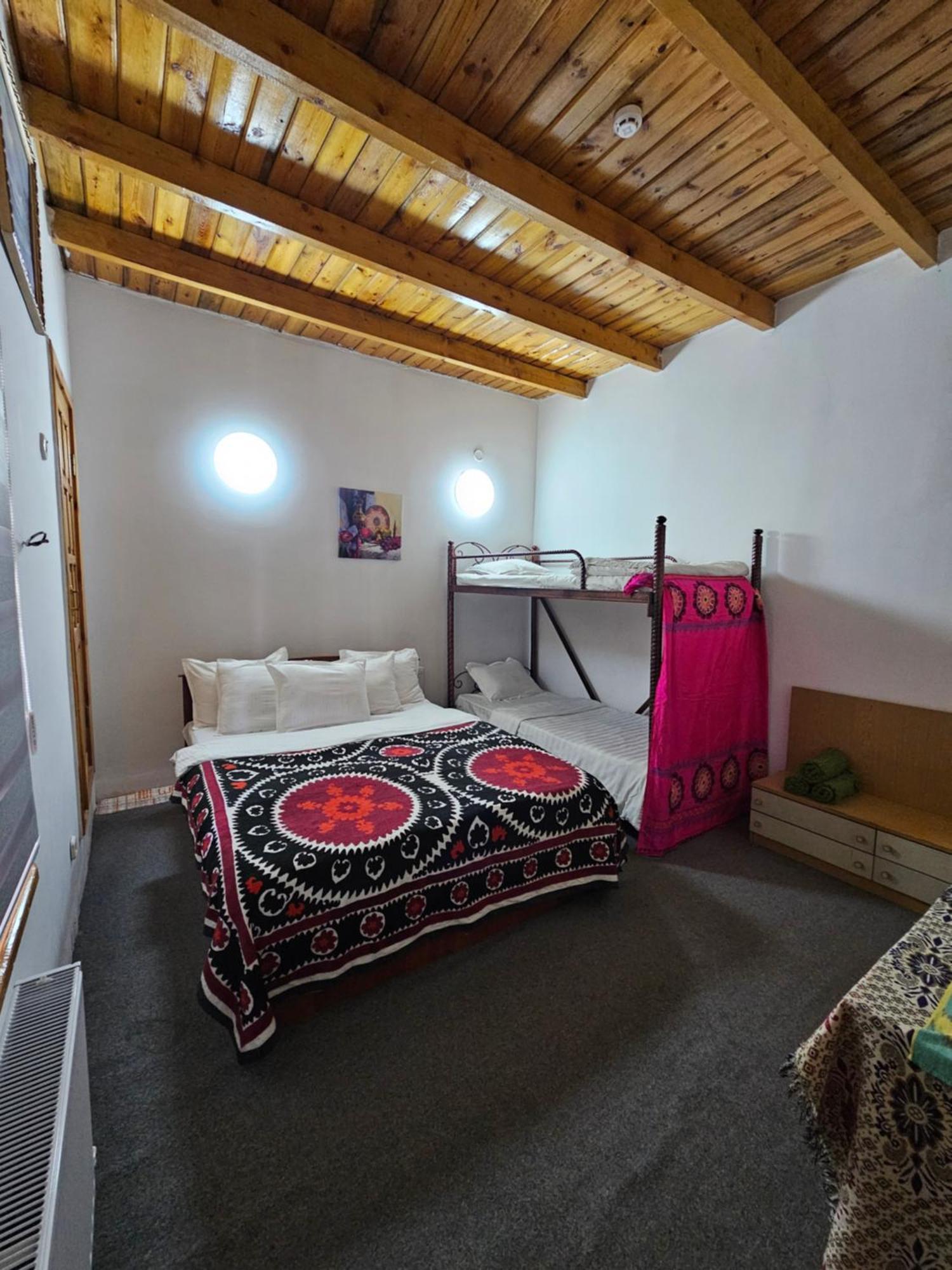 Sim-Sim Hostel & Backpackers Samarkand Exteriör bild