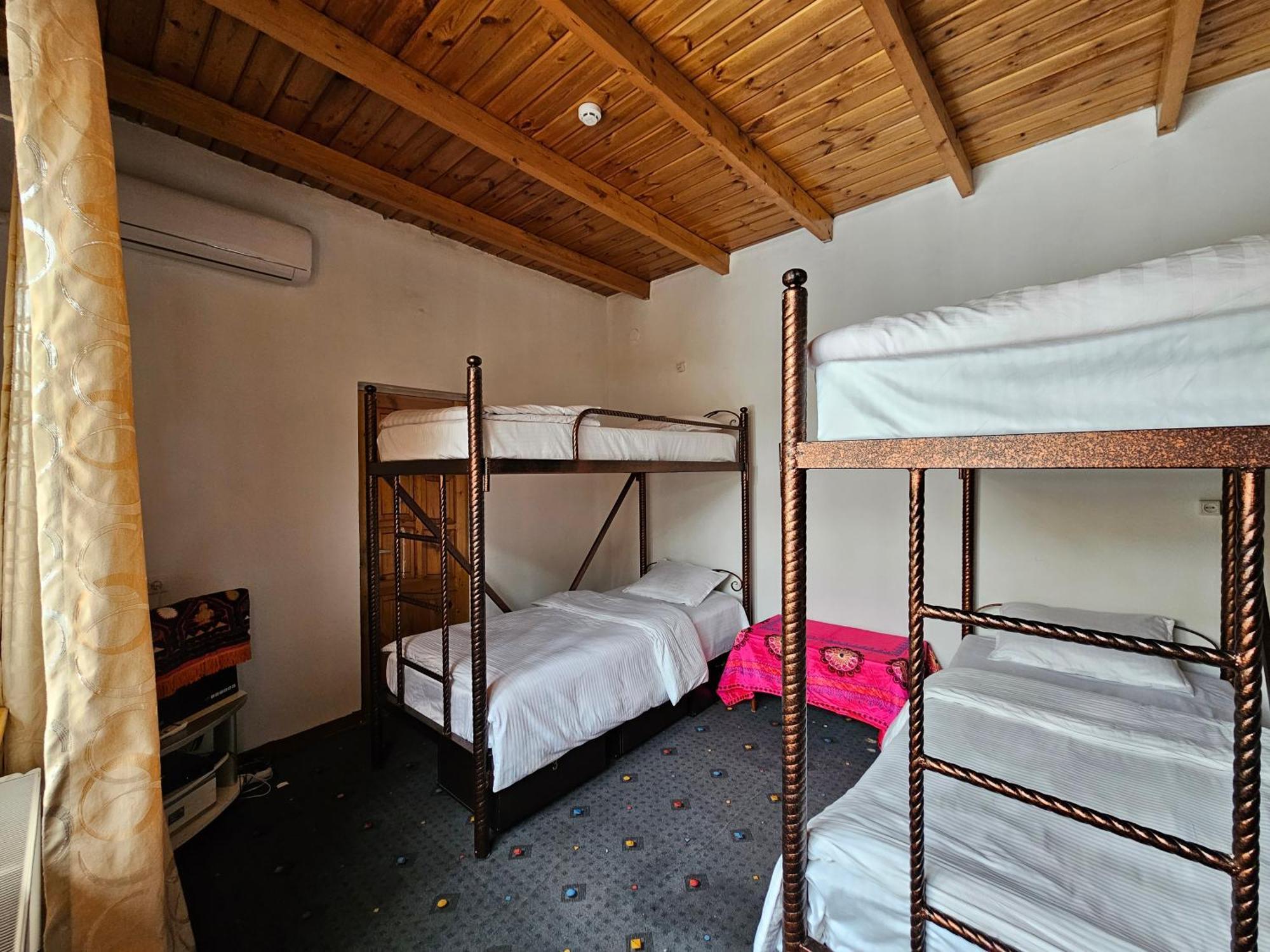 Sim-Sim Hostel & Backpackers Samarkand Exteriör bild